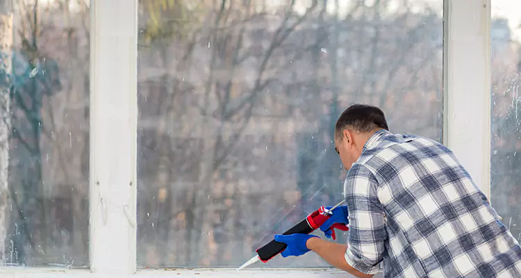 Quality Sliding Shower Door Repair for Closing Issues in Titusville, FL